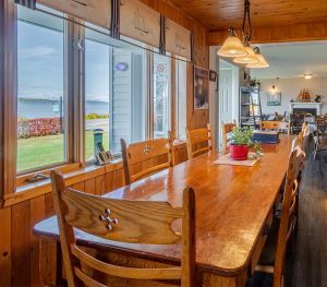 auberge foin de mer kamouraska breakfast nook