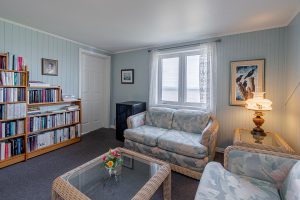 auberge foin de mer kamouraska reading nook st lawrence river