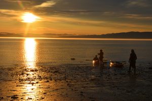 Bed and Breakfast in Kamouraska located in the heart of the enchanting village within walking distance of good restaurants and near bike path and park, La Jacynthe sunset.